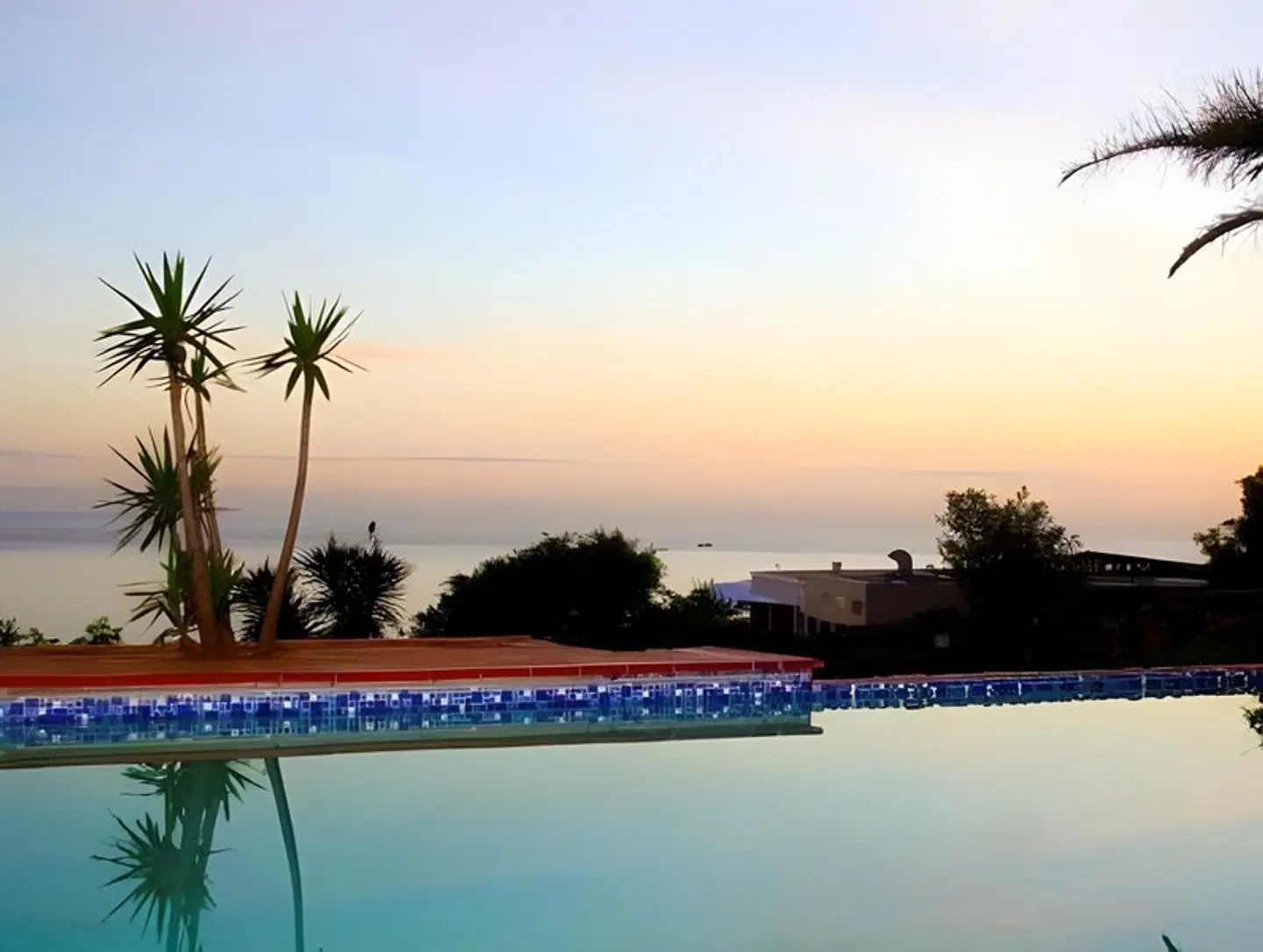 The Chapman Hotel & Conference Centre OUTDOOR_POOL