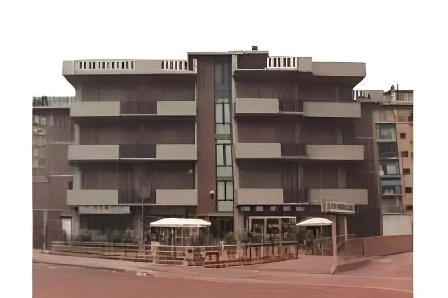 Touring Florence MODEL_IMPRESSION