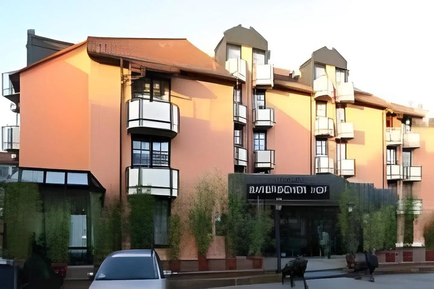 Bayerischer Hof EXTERIOR