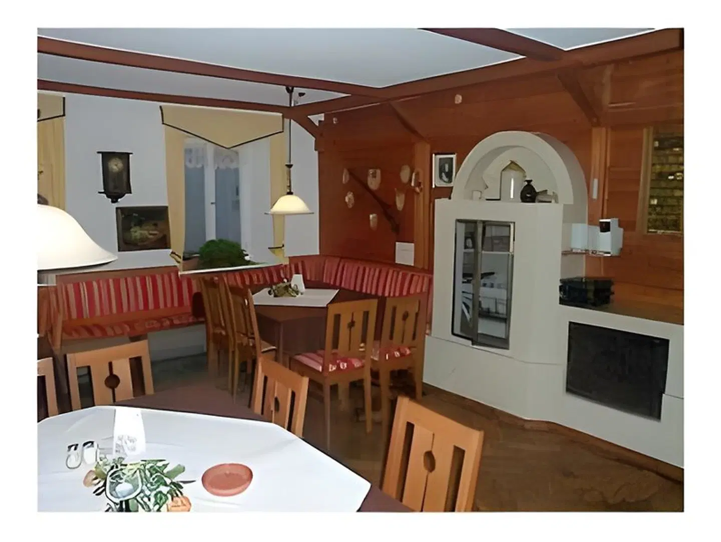 Krone ROOM_EXAMPLE