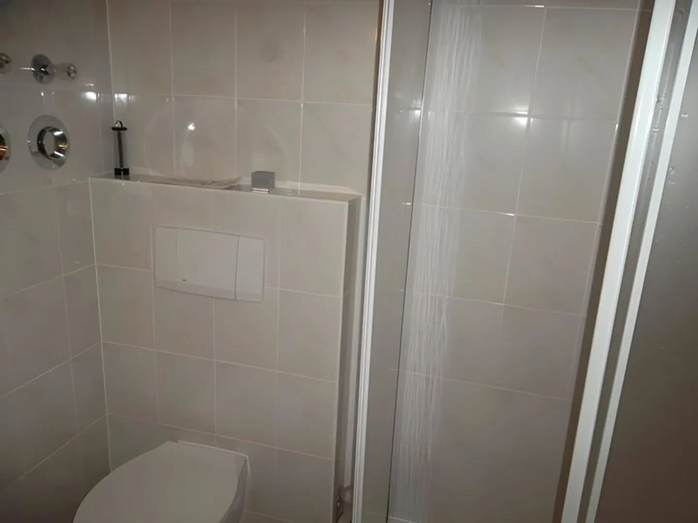 Aparthotel Donaustern Badezimmer