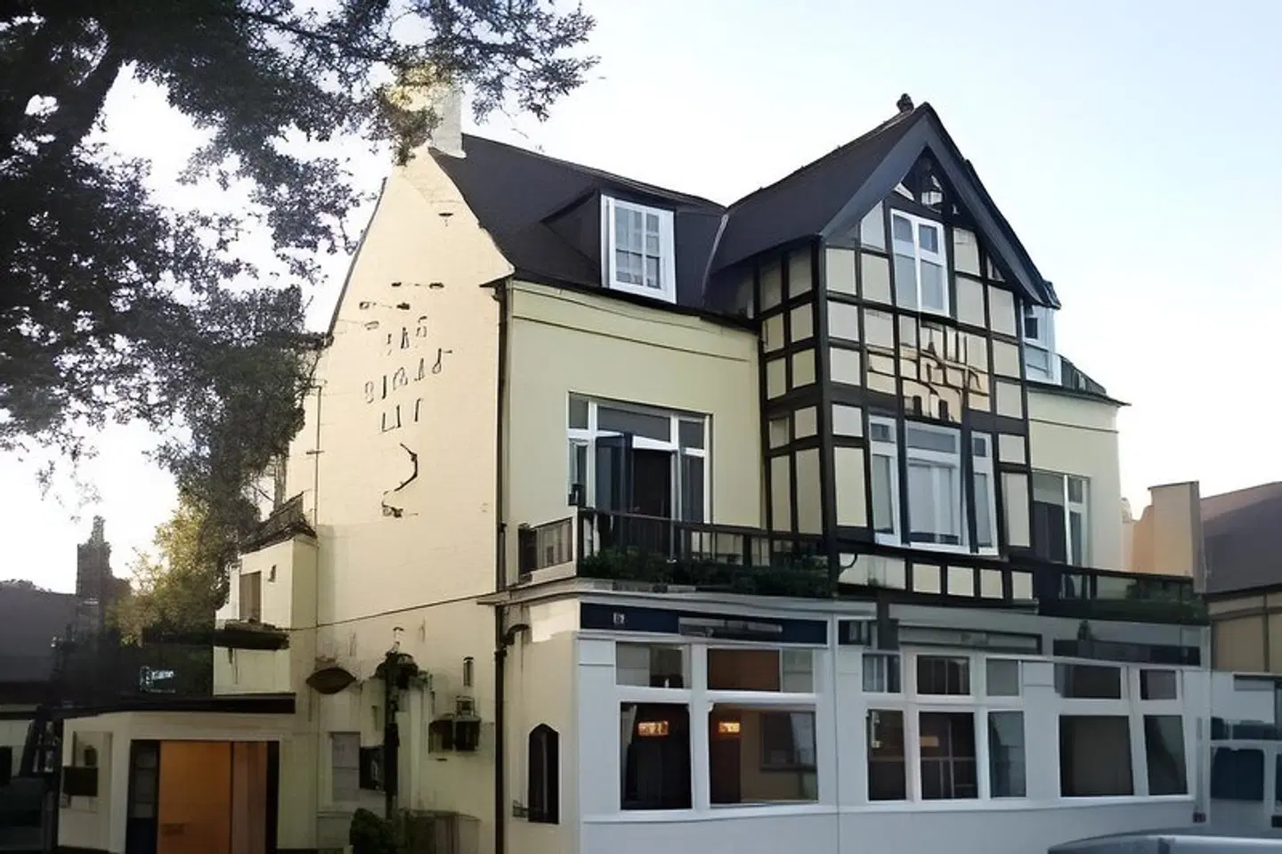 The Crown Inn Chislehurst EXTERIOR