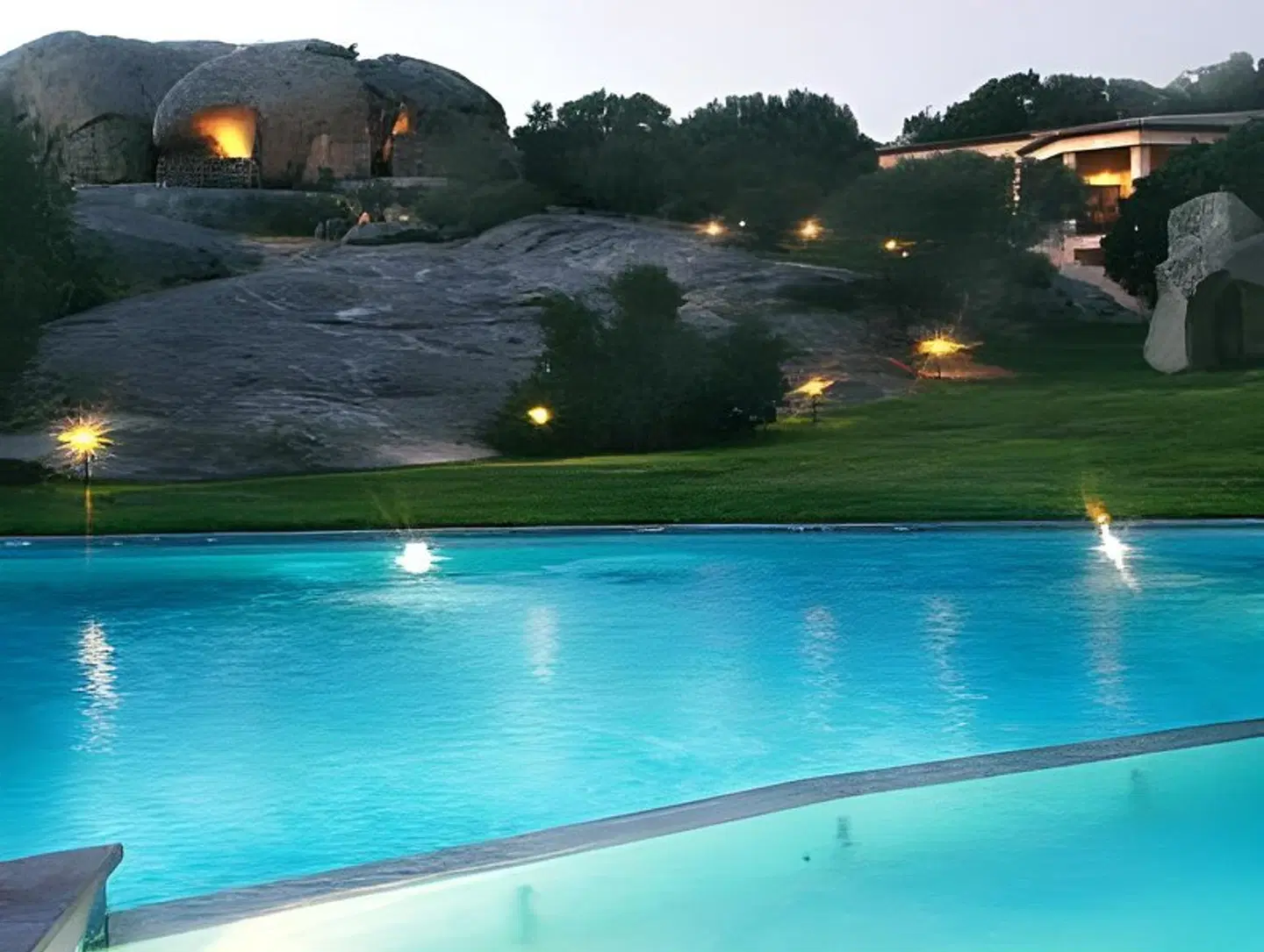 Tenuta Pilastru OUTDOOR_POOL