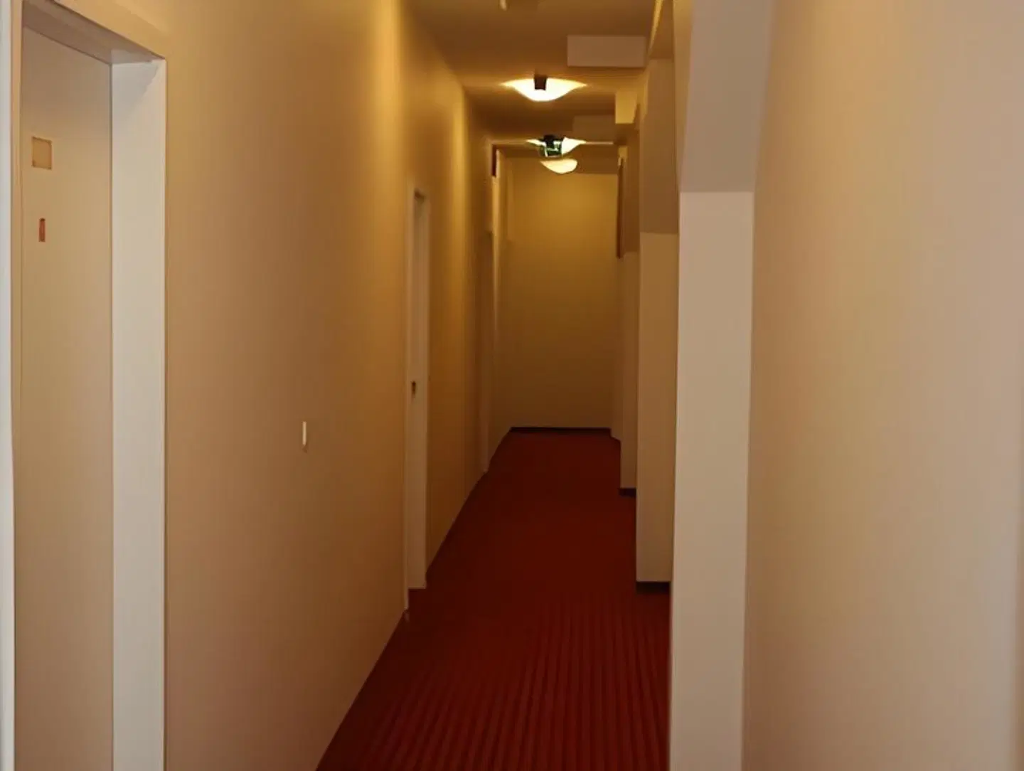 Aariana ROOM_EXAMPLE