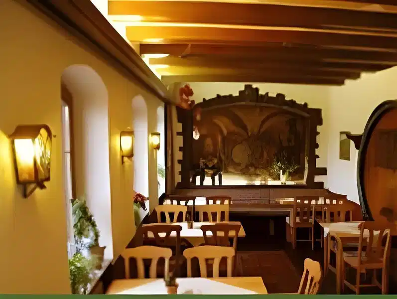Gülser Weinstube – Hotelfoto
