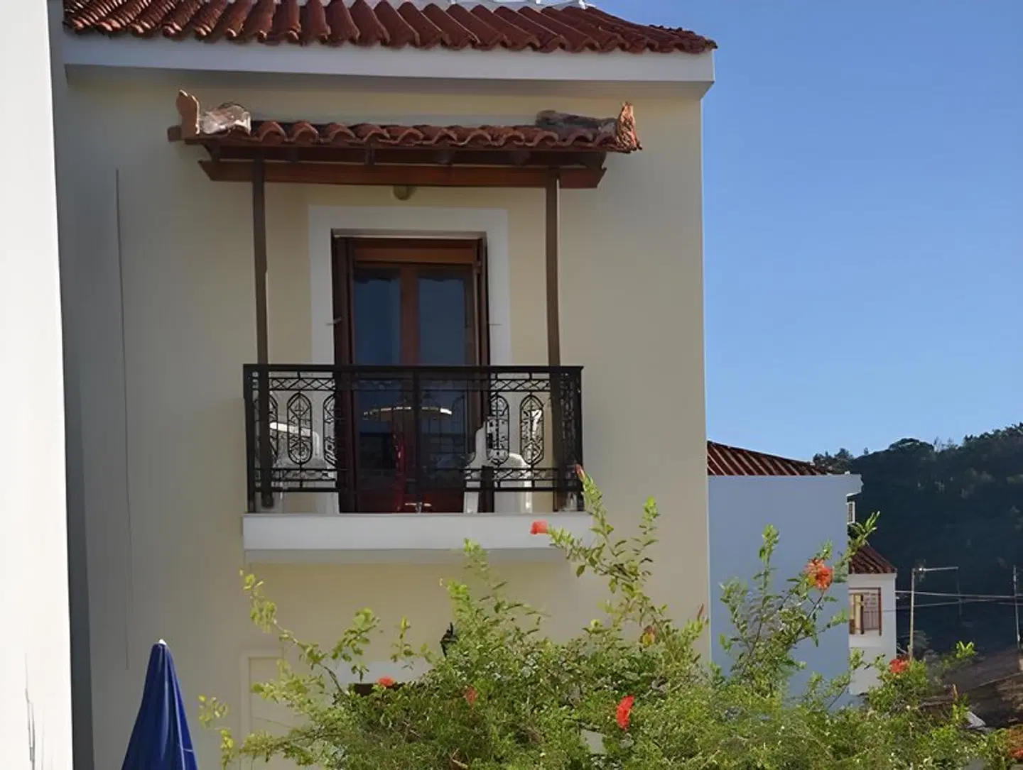 Rania EXTERIOR