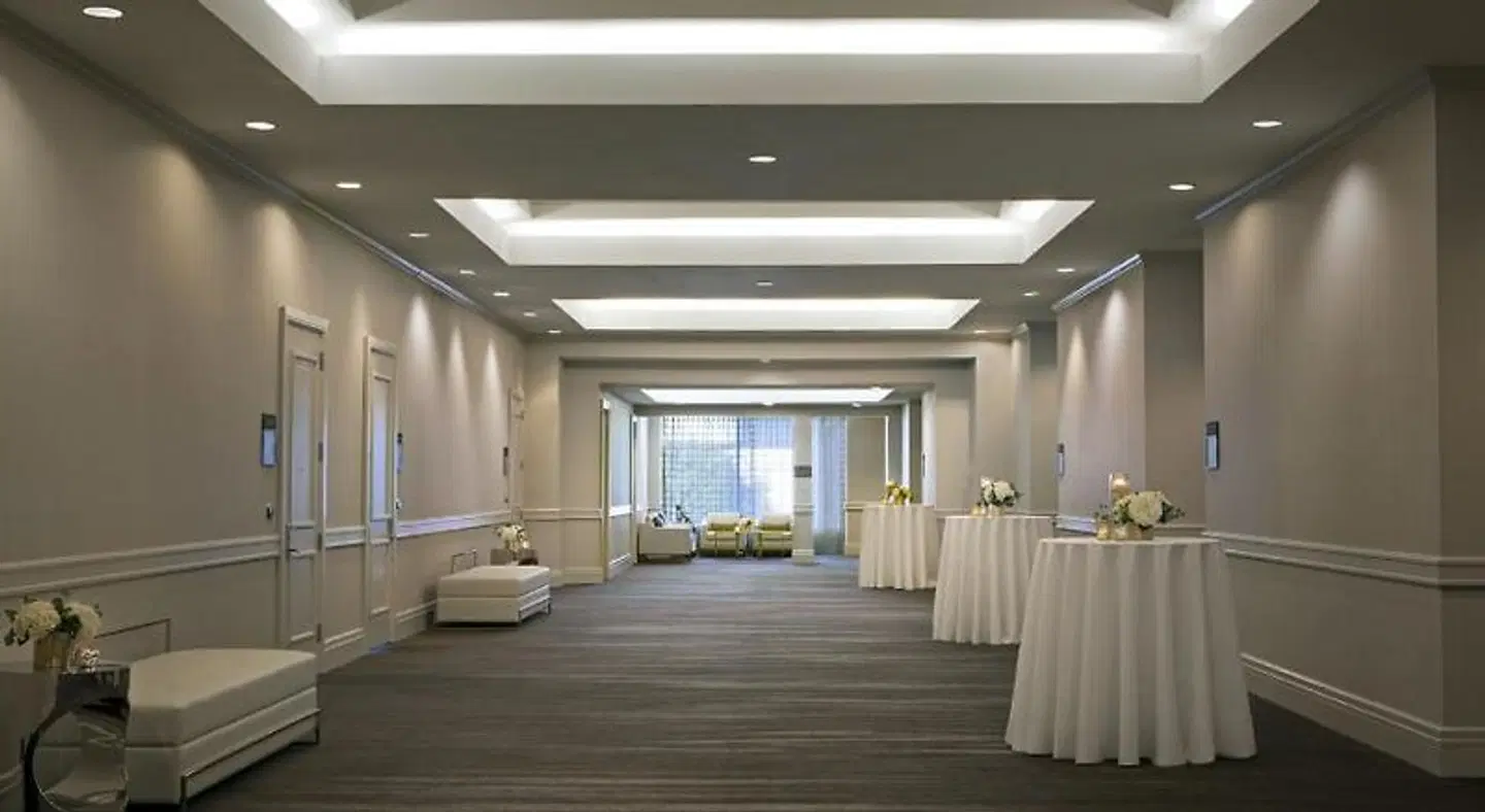 Kansas City Marriott Country Club Plaza LOUNGE_LOBBY