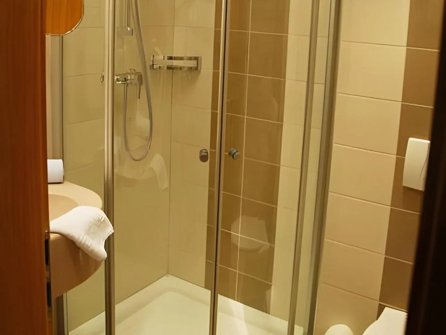 Alpenhotel Badmeister Badezimmer