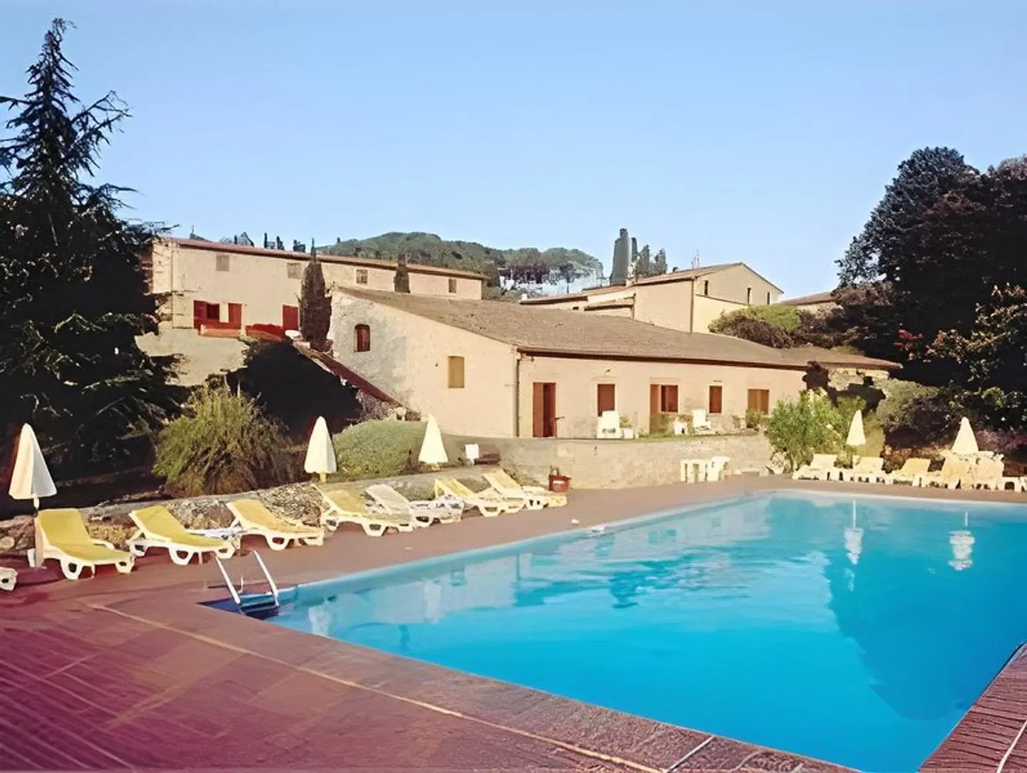 Relais Borgo Di Toiano OUTDOOR_POOL
