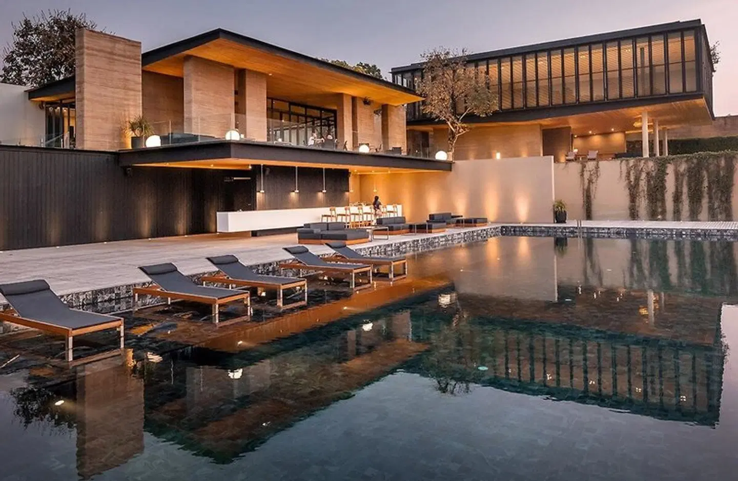Tara Villa Restaurant
