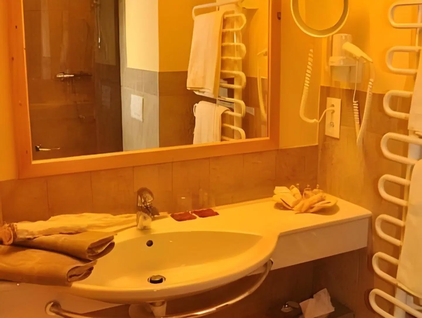 Grizzly Sport & Familien Resort Badezimmer