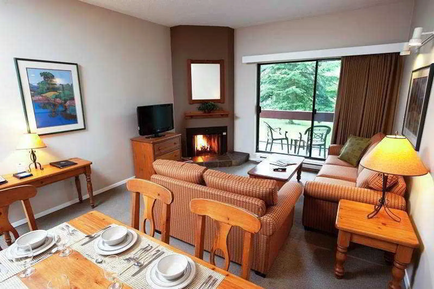 Tantalus Resort Lodge ROOM_EXAMPLE
