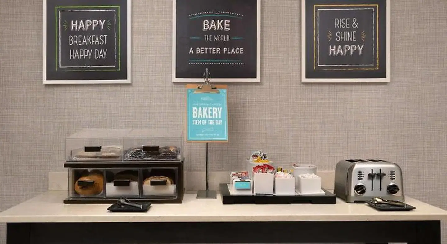 Hampton Inn & Suites Huntsville/Research Park Area LOUNGE_LOBBY