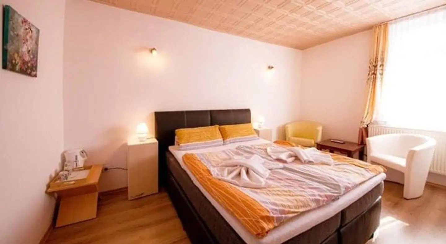 Pension und China - Thai Restaurant Asia - Haus ROOM_EXAMPLE