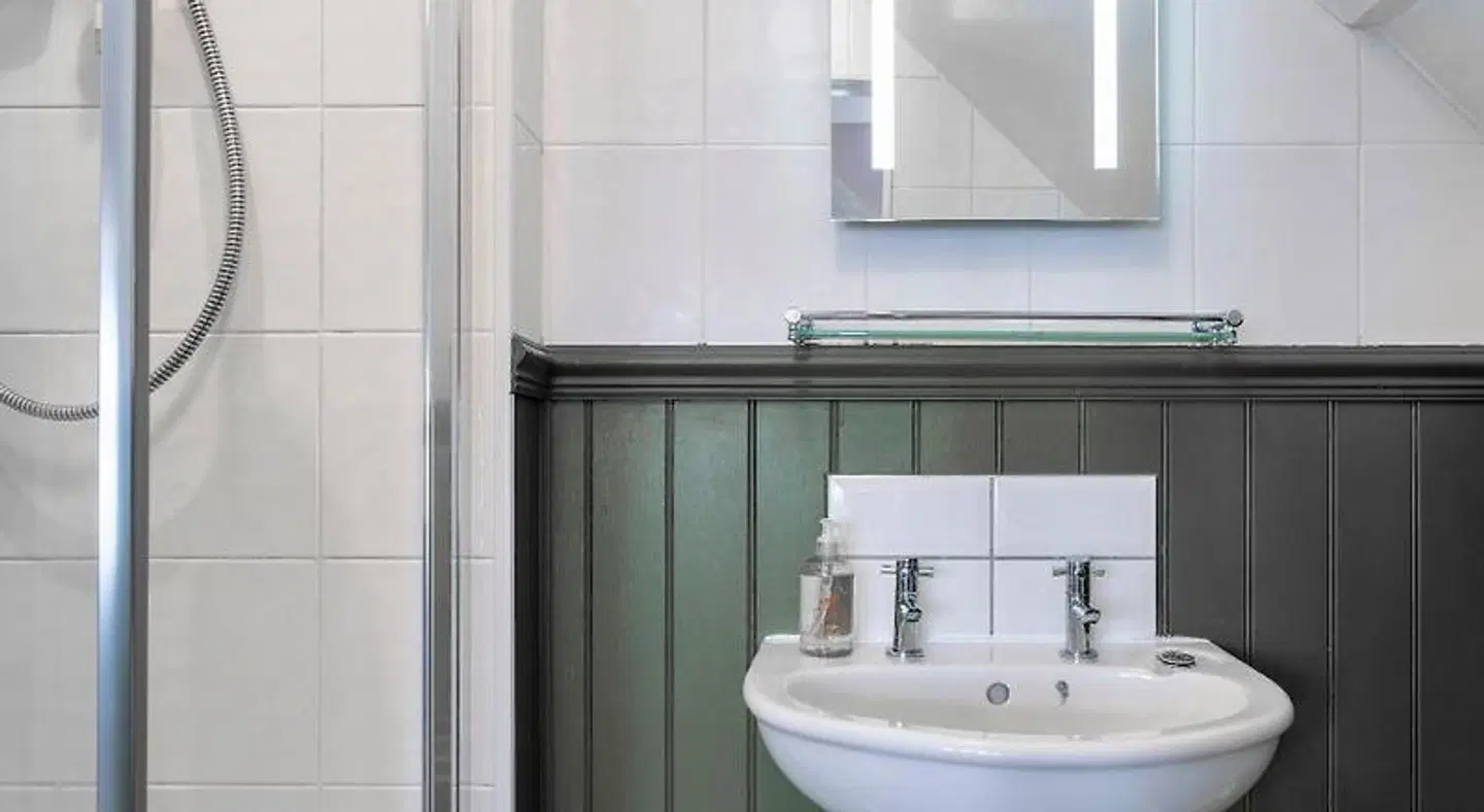 Sandcliff Hotel Badezimmer