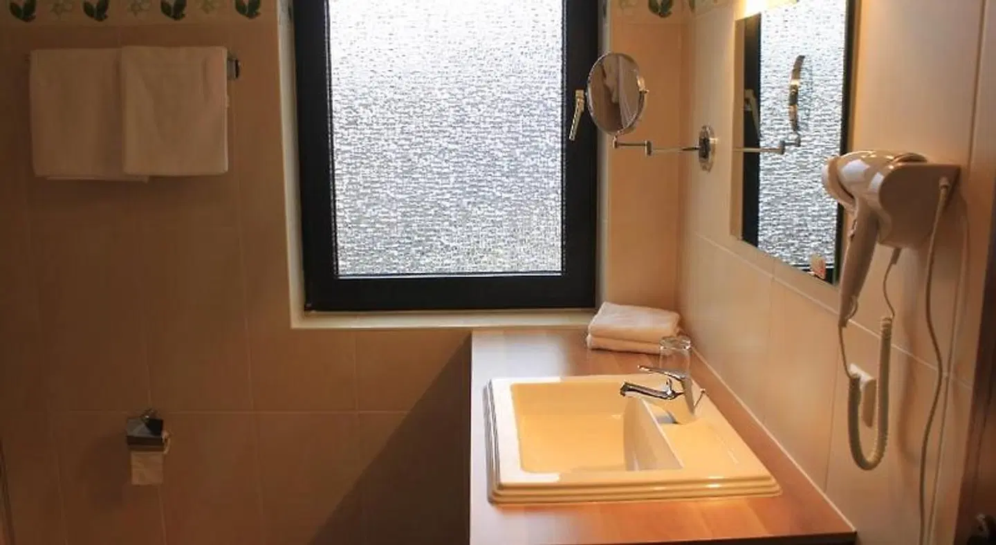 Haus Schieferstein Badezimmer