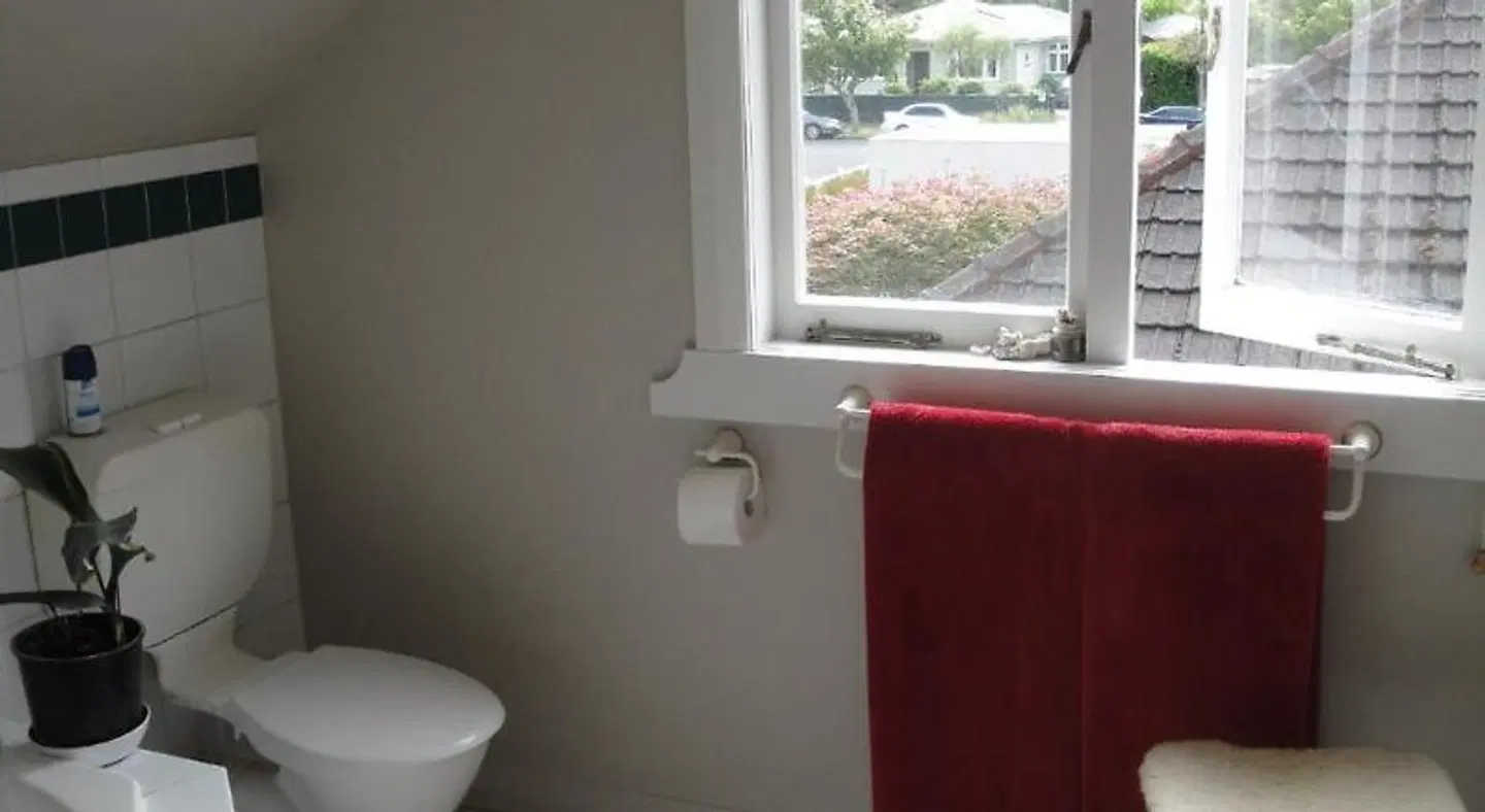 English Tudor House Badezimmer