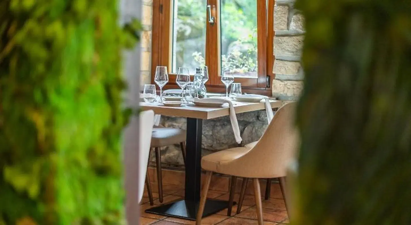 La Casa De Juansabeli Restaurant