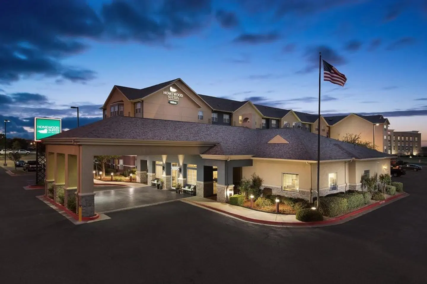 Homewood Suites by Hilton Lubbock EXTERIOR
