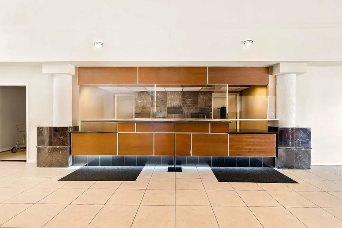 Best Western Plus Irvine Spectrum Hotel MODEL_IMPRESSION