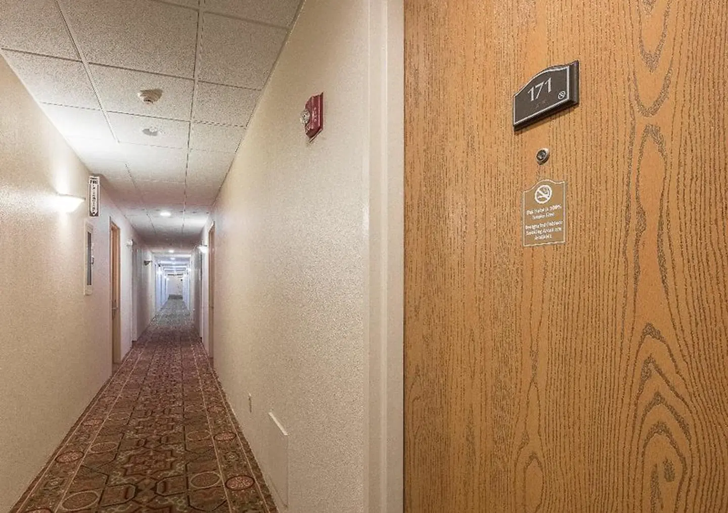 Red Roof Inn & Suites Mt Holly - McGuire AFB Badezimmer