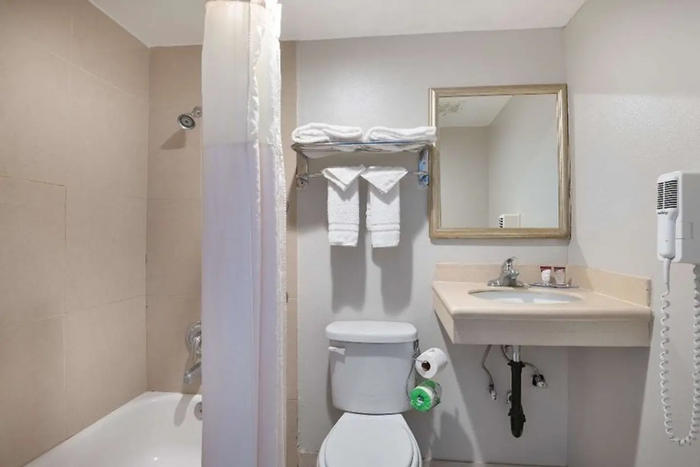 Red Roof Inn Tucson Downtown - University Badezimmer