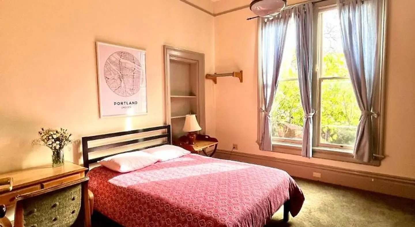 HI - Portland Northwest Hostel ROOM_EXAMPLE