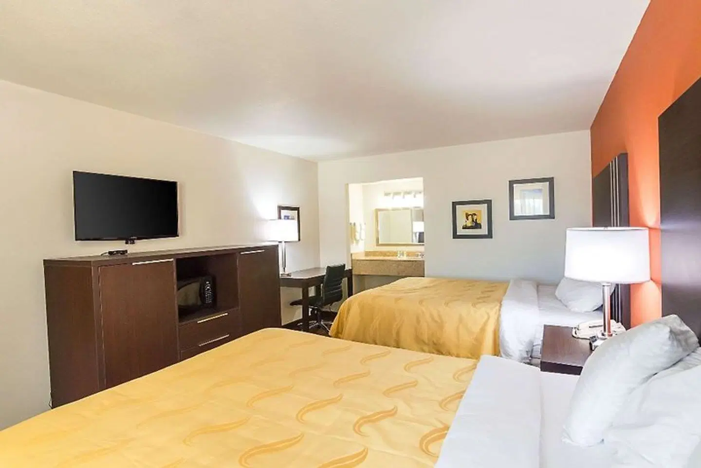 Quality Inn East Amarillo ROOM_EXAMPLE