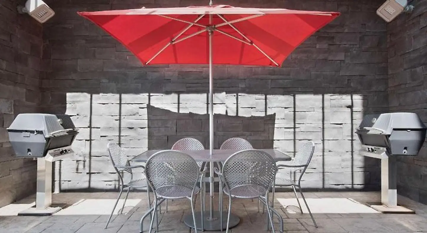 Home2 Suites by Hilton Eugene Downtown University Area Terrasse