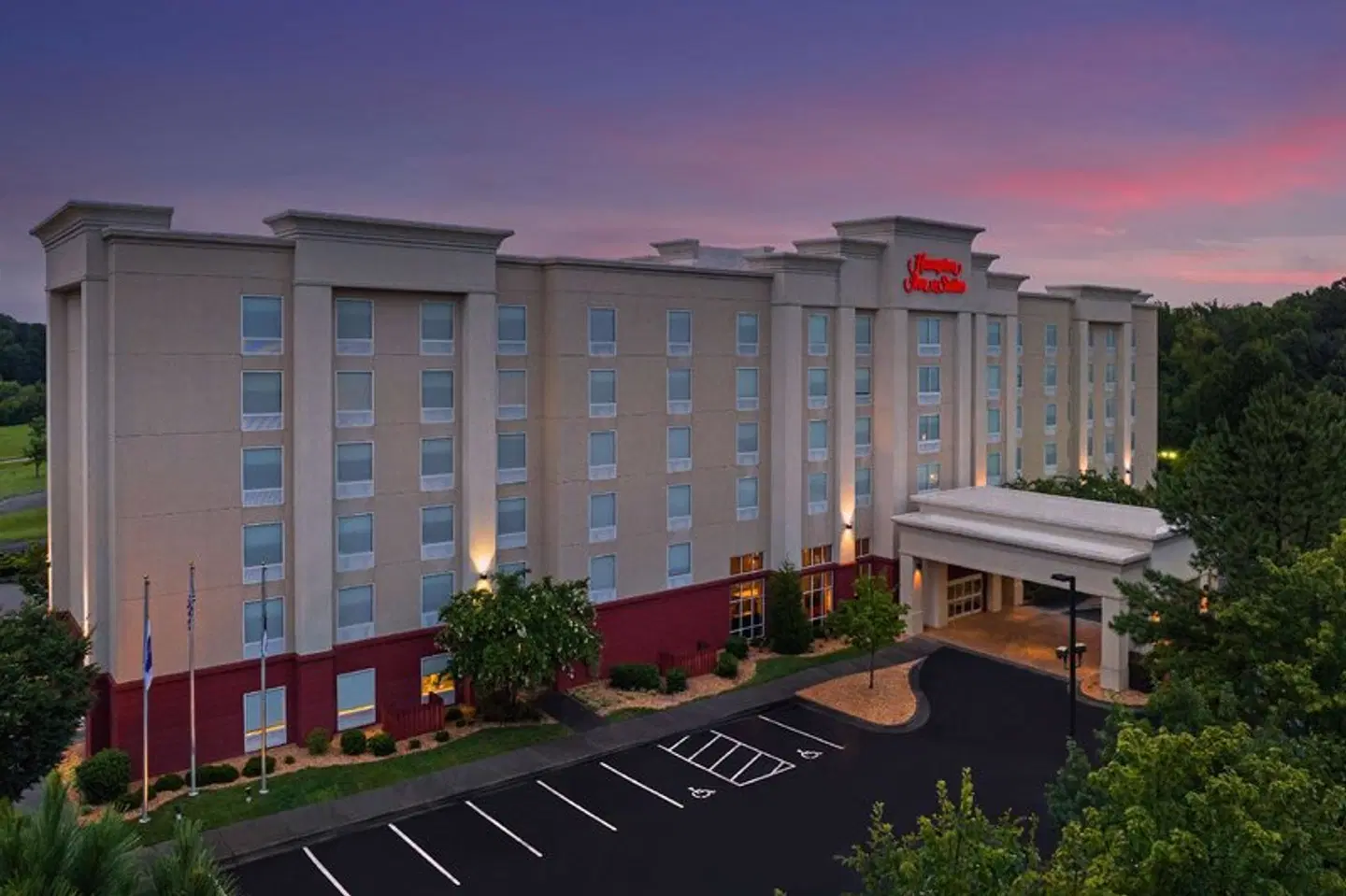 Hampton Inn & Suites Durham/North I-85 EXTERIOR