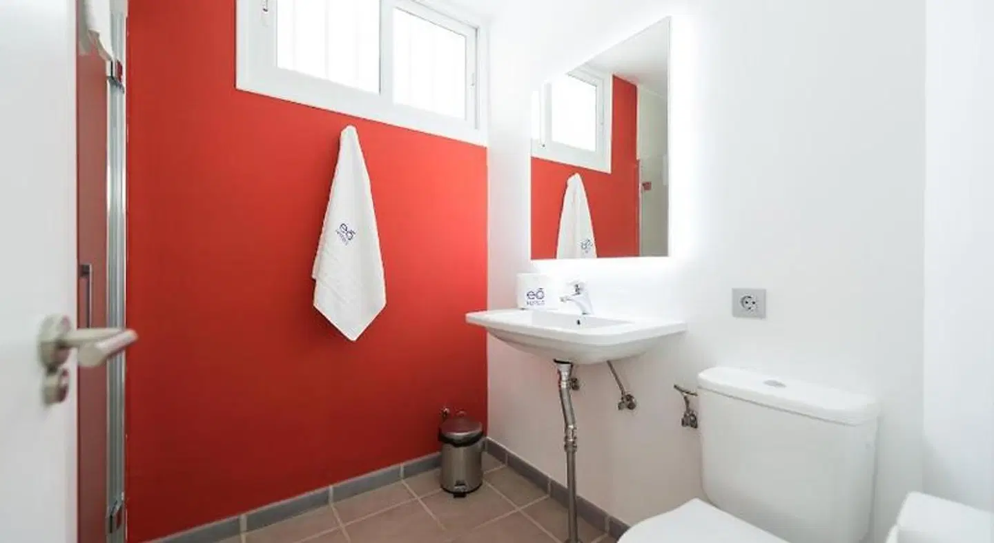 eó Las Rosas Badezimmer