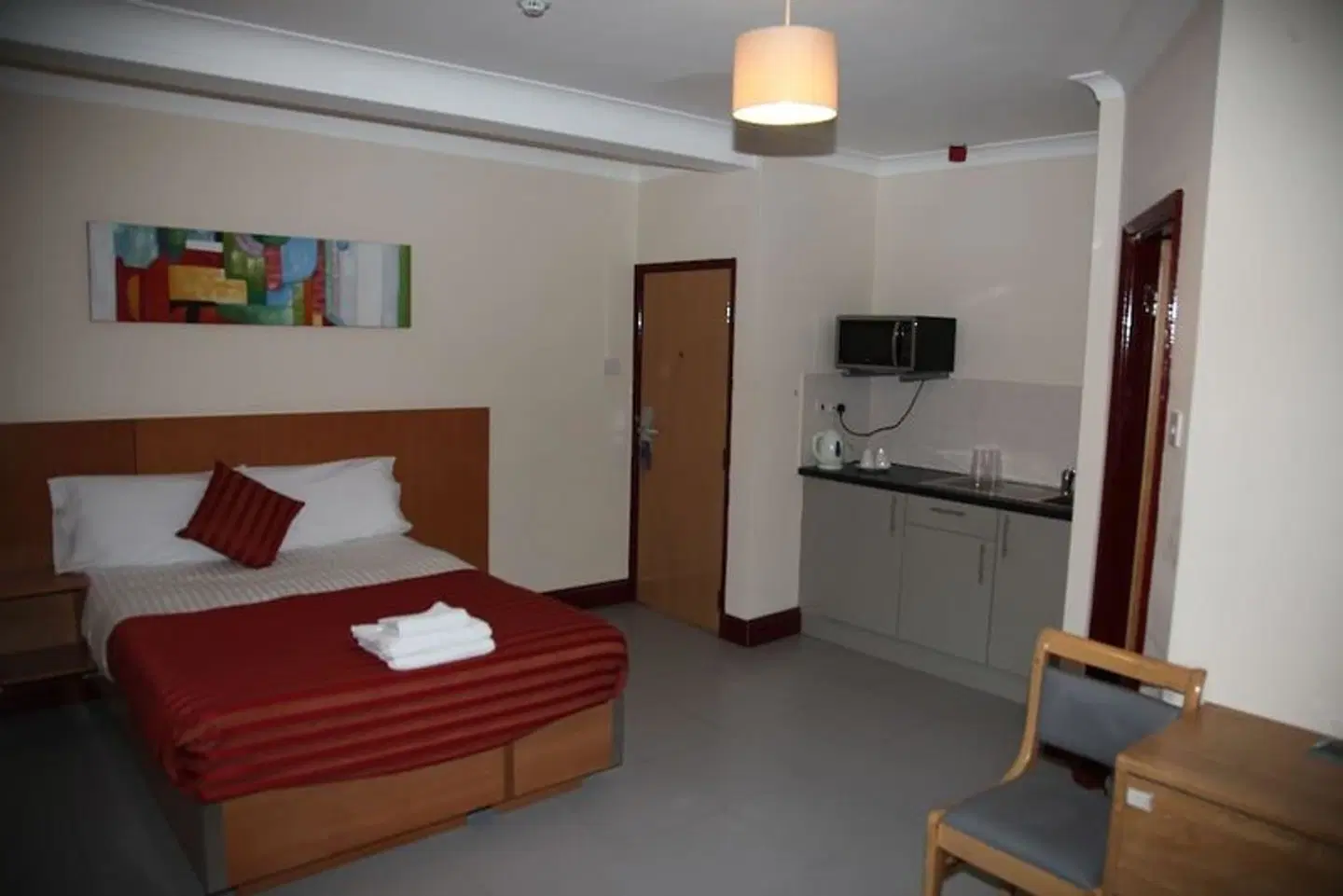 Grove Apartments ROOM_EXAMPLE