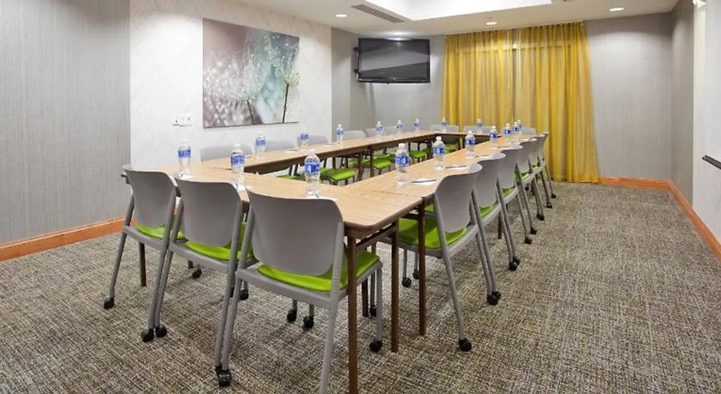 SpringHill Suites by Marriott Wichita East at Plazzio Konferenz