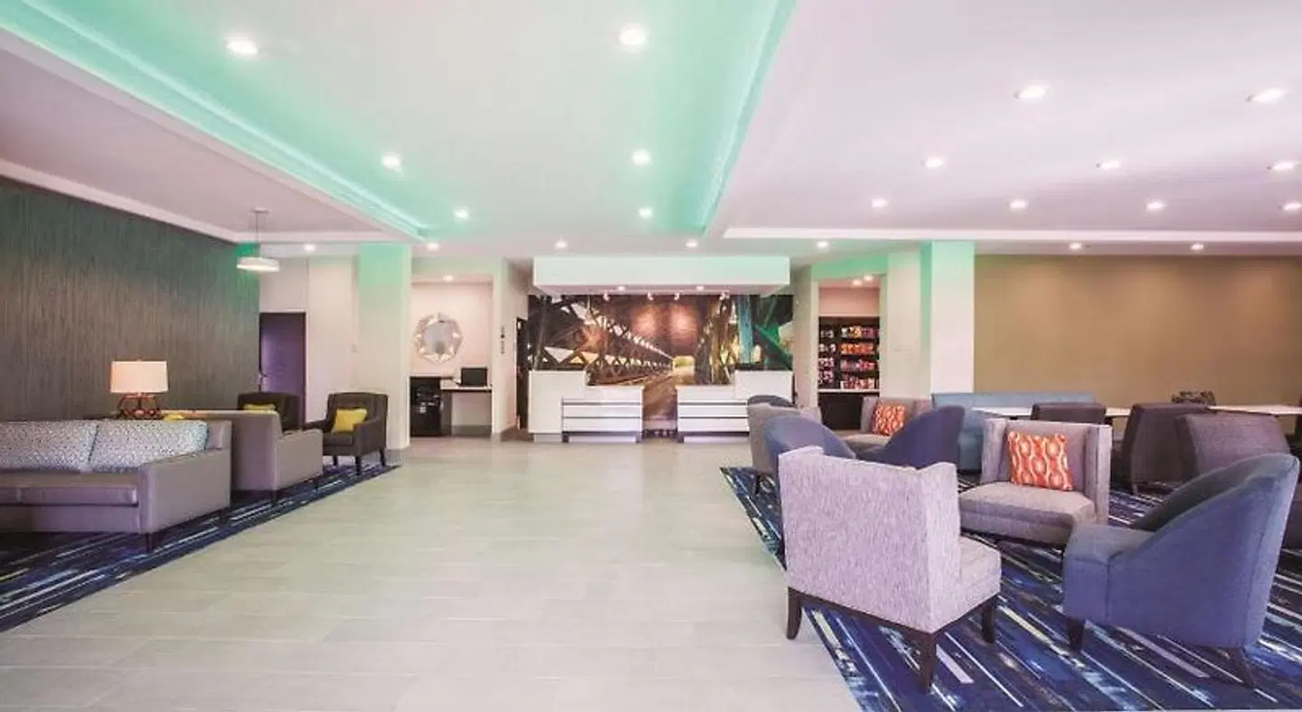 La Quinta by Wyndham Cullman LOUNGE_LOBBY