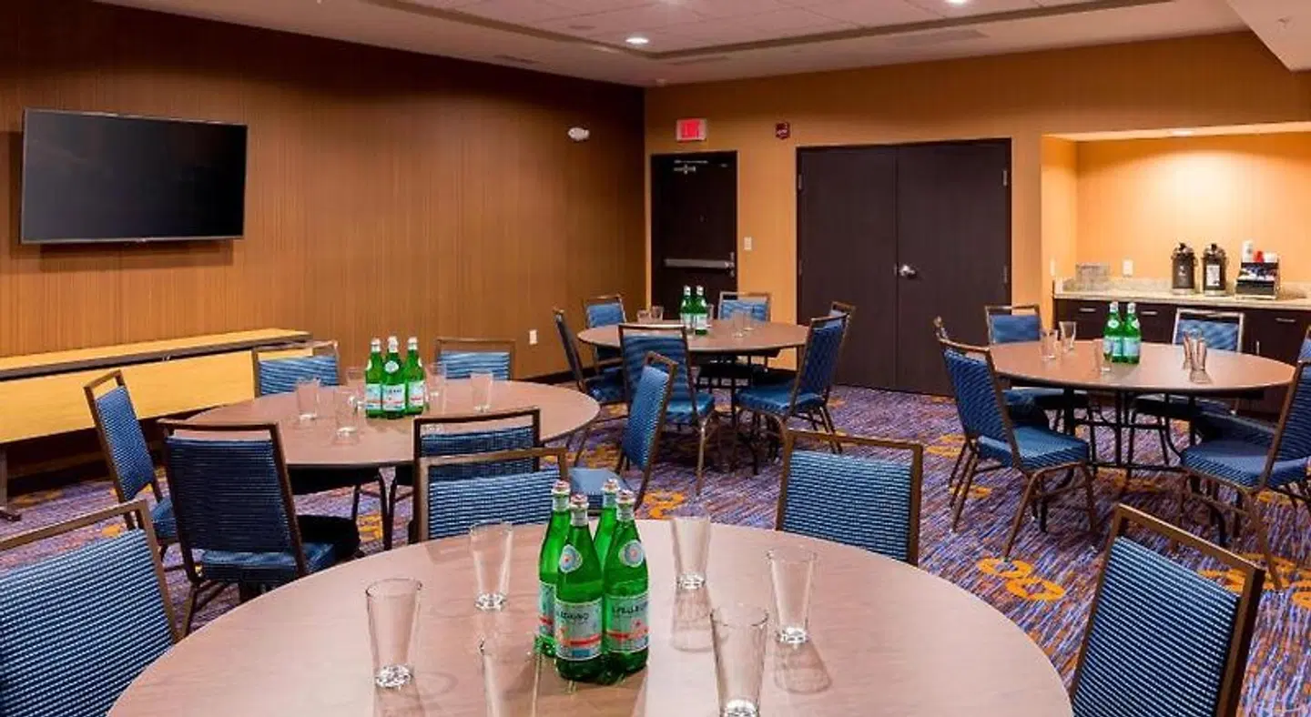 Courtyard by Marriott Bismarck North Konferenz
