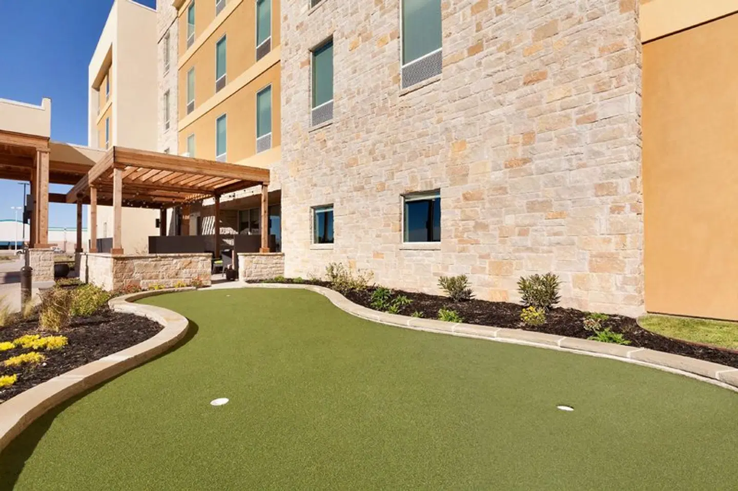 Home2 Suites by Hilton Lubbock EXTERIOR