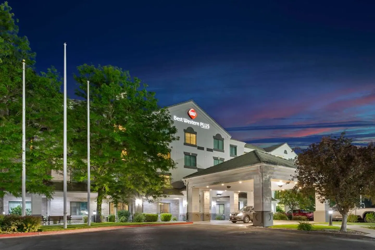 Best Western Plus Provo University Inn EXTERIOR
