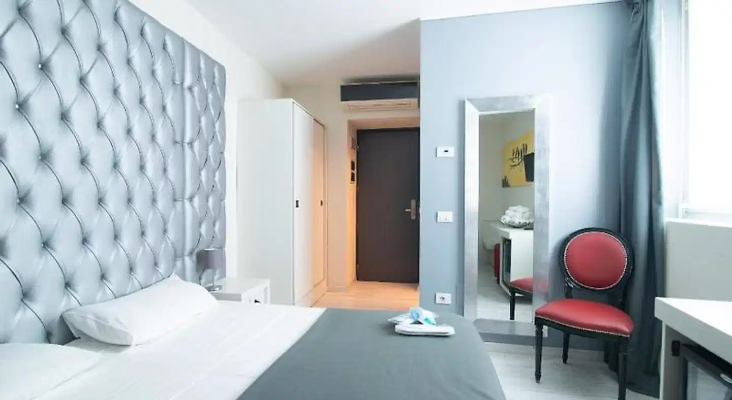 Hotel Atelier Gardone RIviera Centro & Beach by Happy Hotels Wohnbeispiel