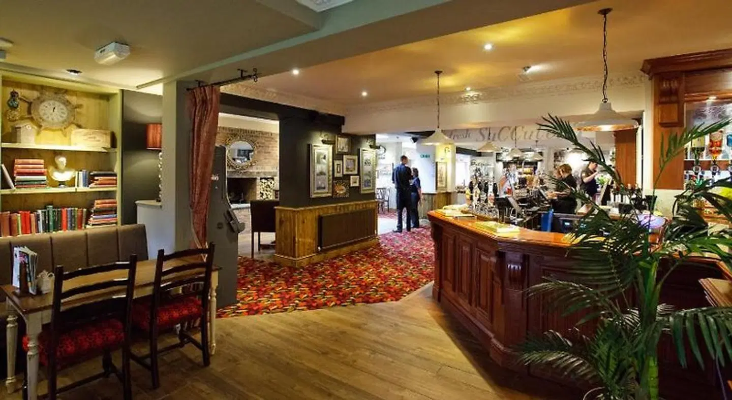 Lobster Pot by Marston's Inn Bar