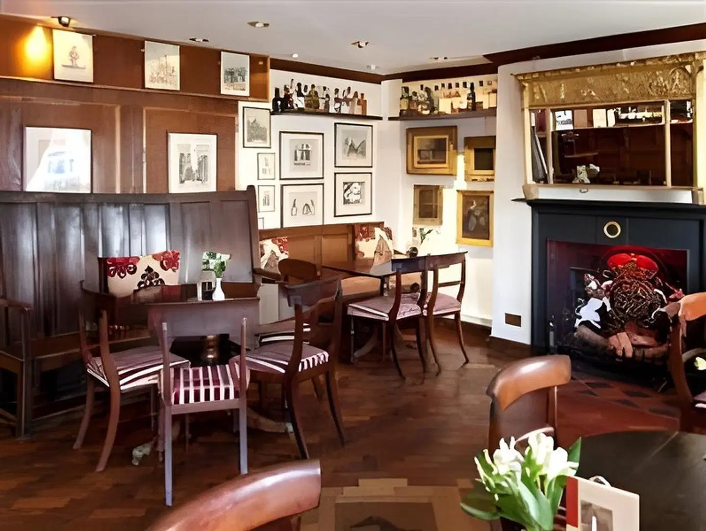 The Greyhound Coaching Inn Bar