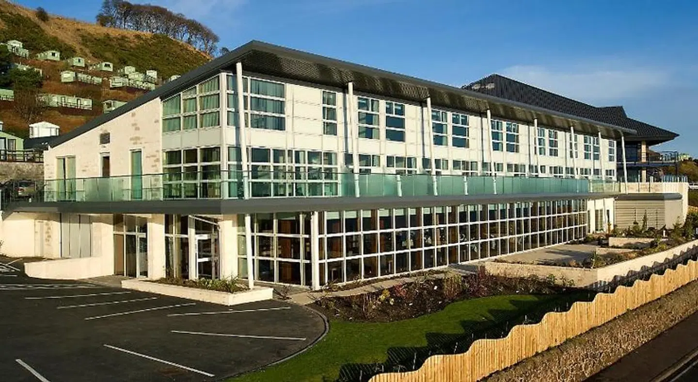 The Bay Hotel EXTERIOR