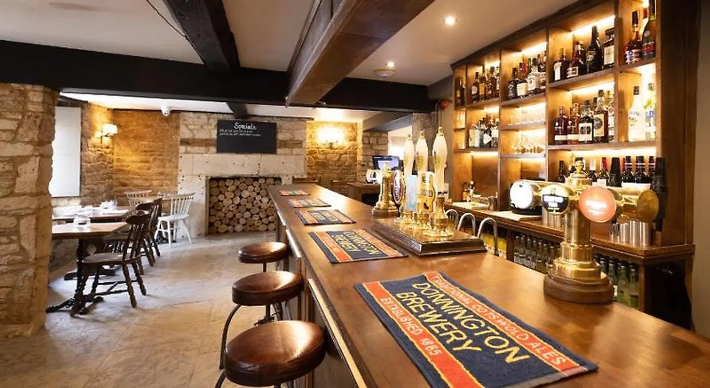 The Fox Inn Bar