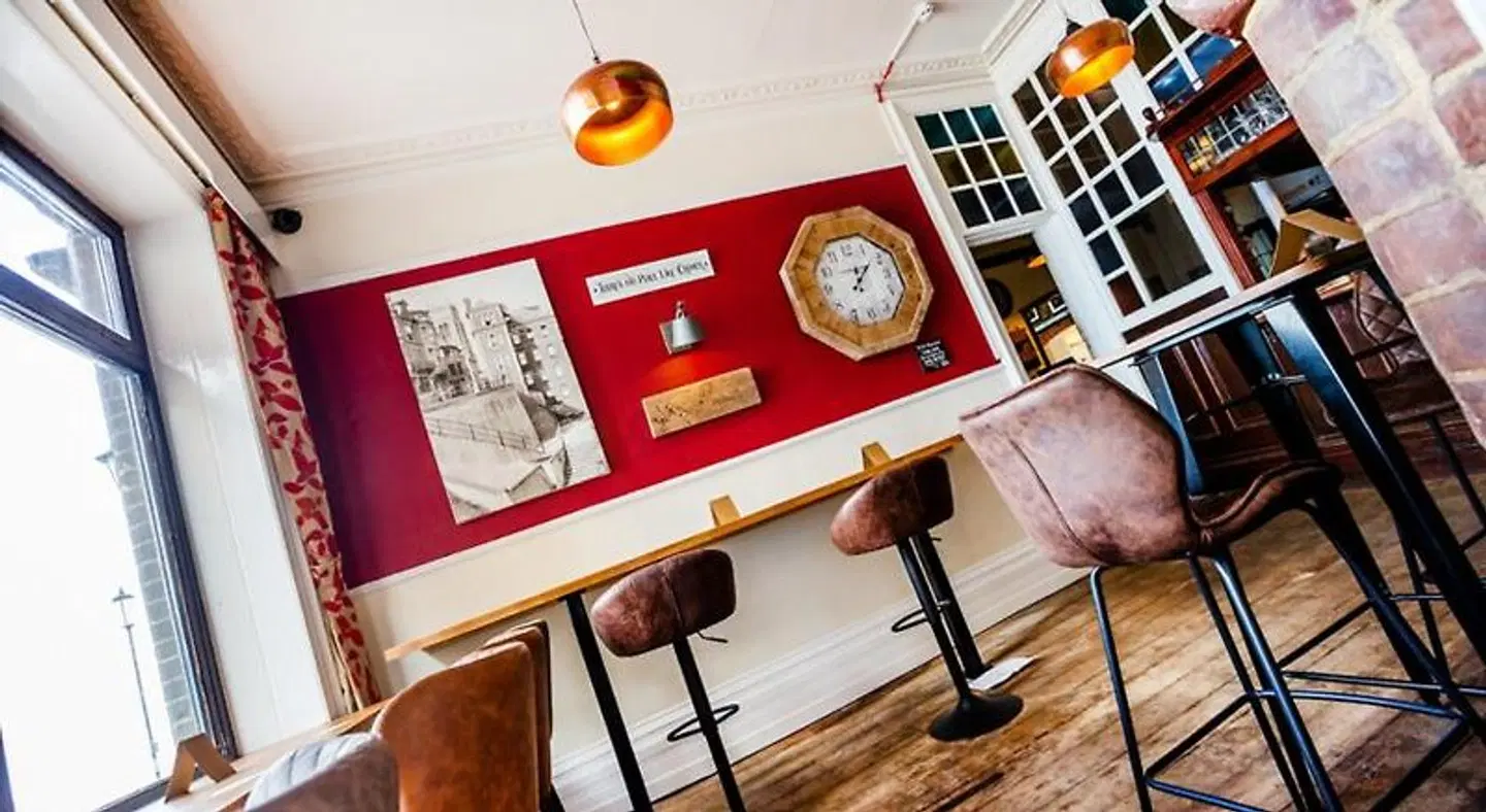 The Red Lion Hotel SPORTS_AND_LEISURE