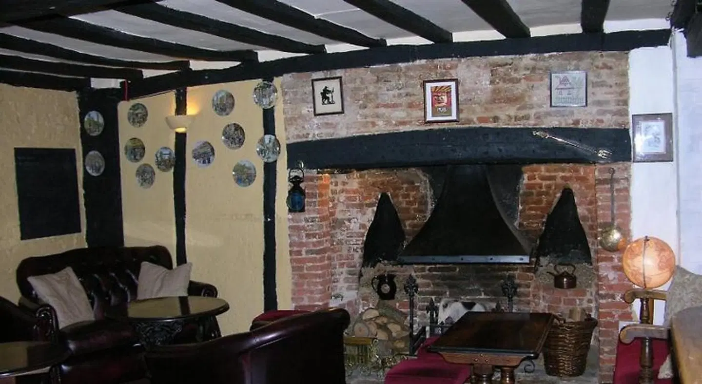 Six Bells Inn LOUNGE_LOBBY