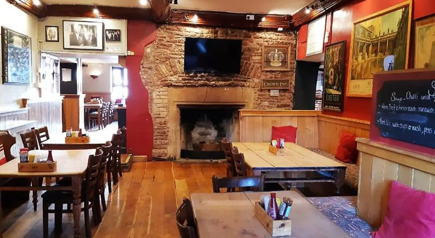 The Crown at Wells, Somerset Bar