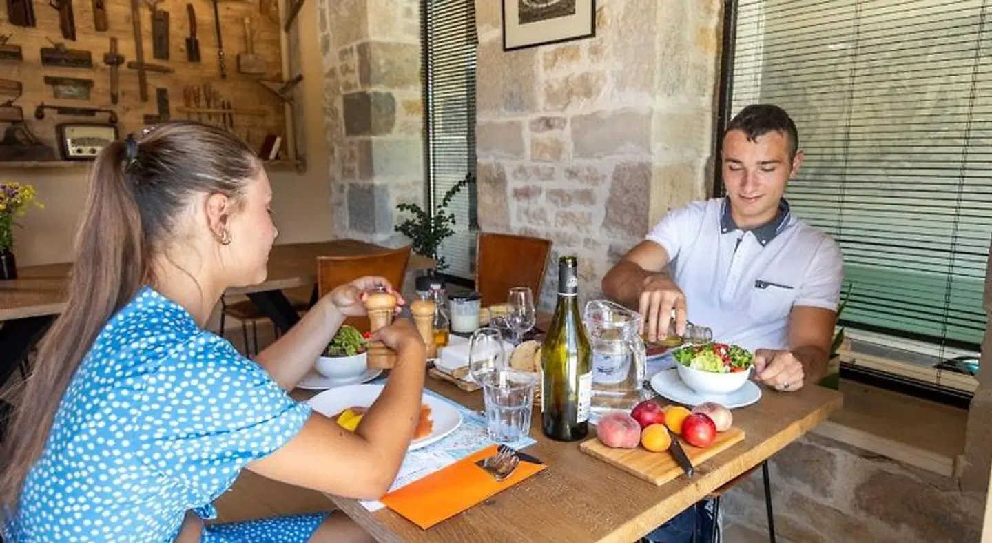 Le relais des deux tours PEOPLE