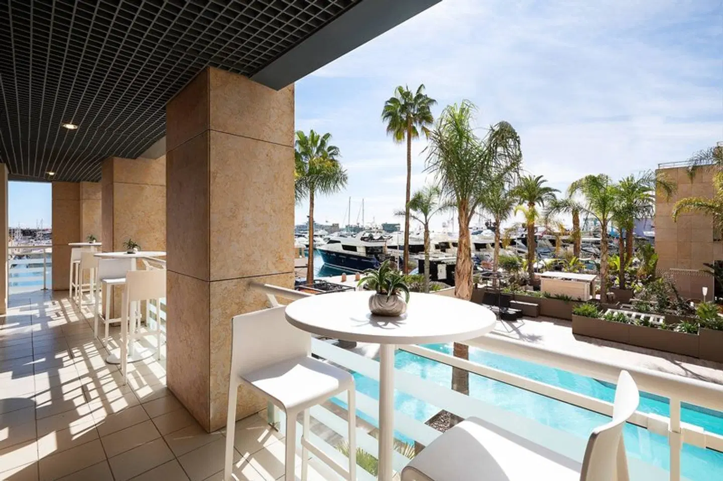 Riviera Marriott Hotel La Porte de Monaco Badezimmer