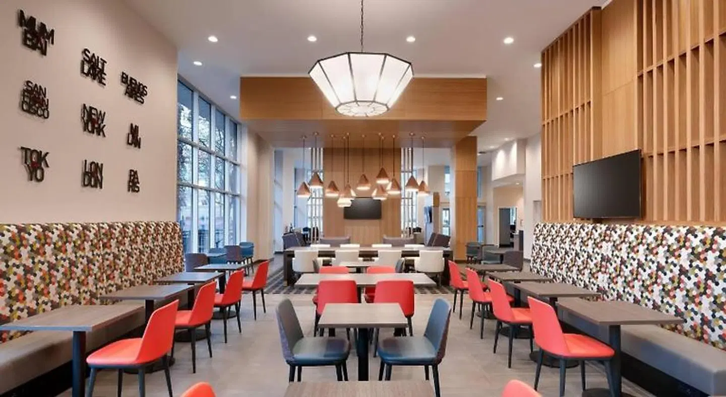 TownePlace Suites by Marriott Salt Lake City Downtown Restaurant