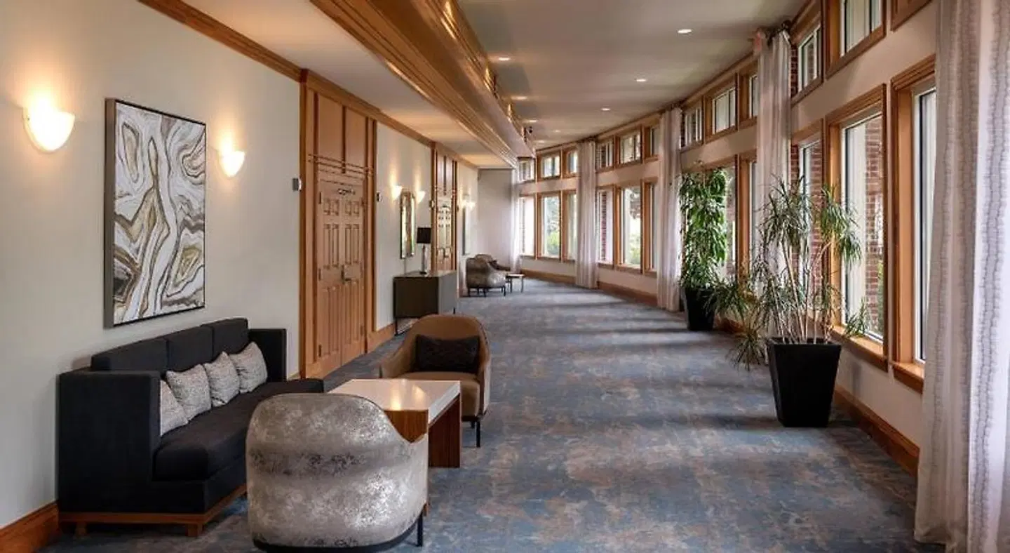 Delta Hotels by Marriott Huntington Mall LOUNGE_LOBBY