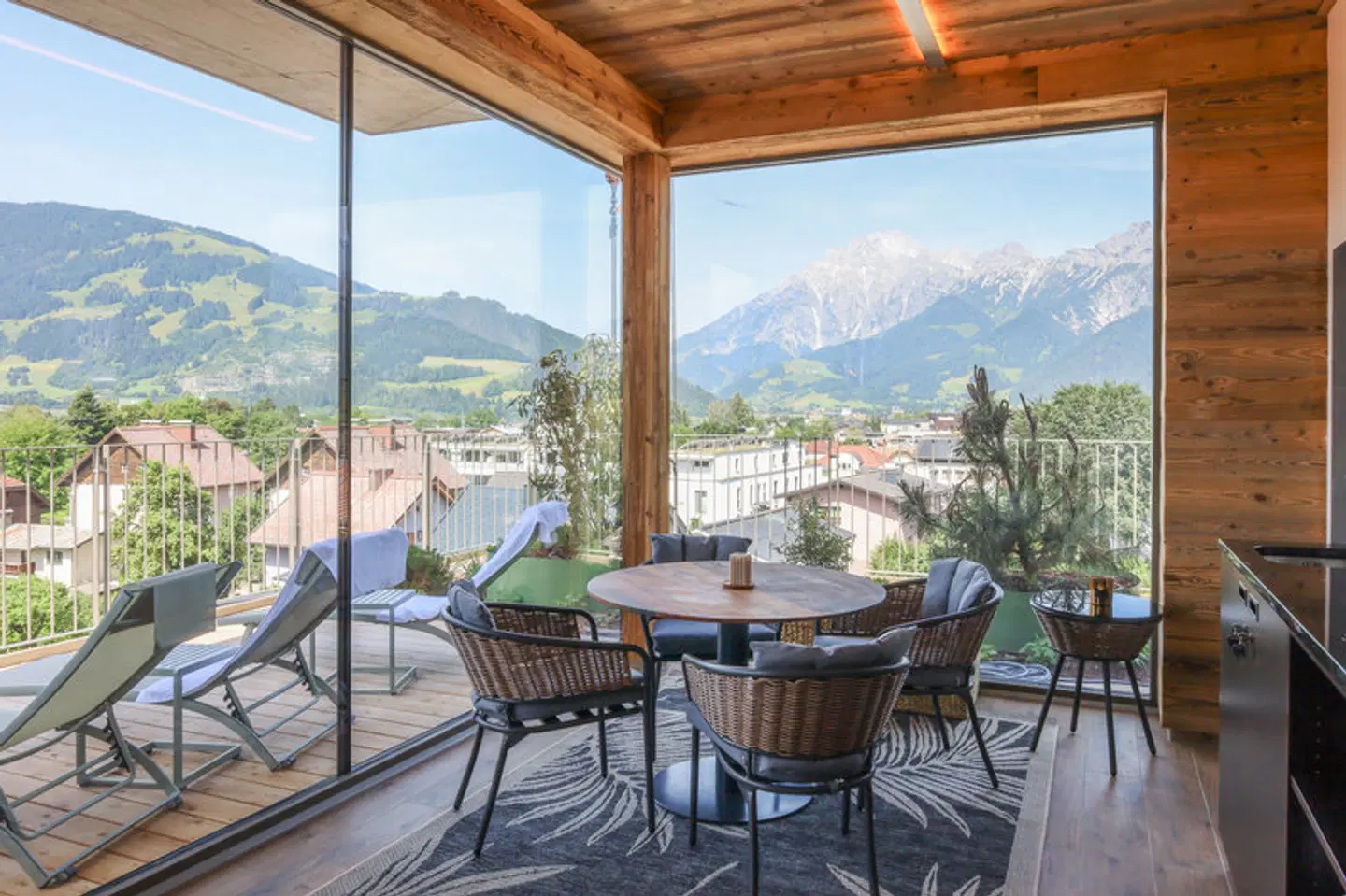 DAS SAAL Terrasse